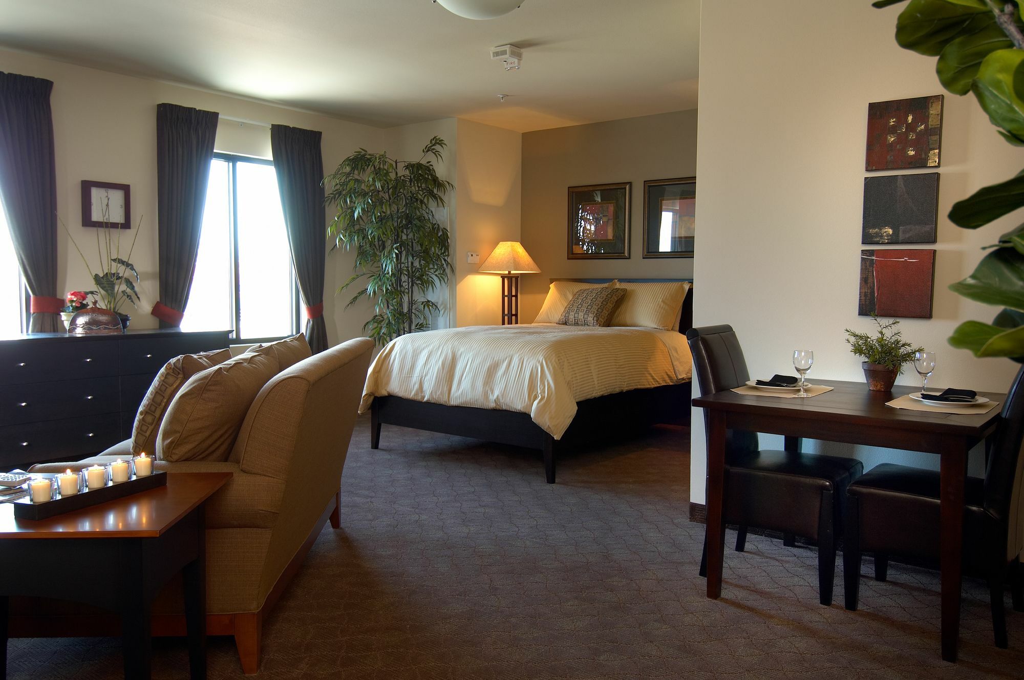 South Walton Suites And Spa - Bentonville Buitenkant foto